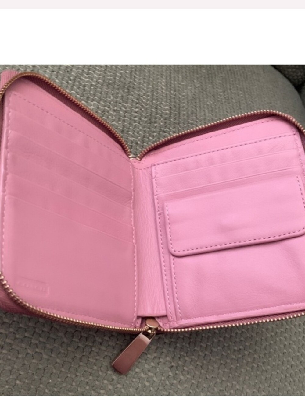 Coach Saffiano Zip-Around Wallet in Dusty Mauve EUC - Picture 5 of 12